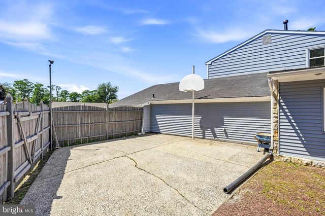 5 JEFFERSON DR, Clementon, NJ 08021