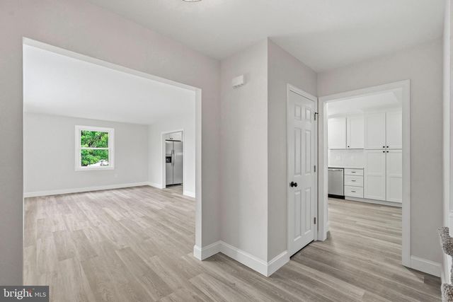 5 JEFFERSON DR, Clementon, NJ 08021