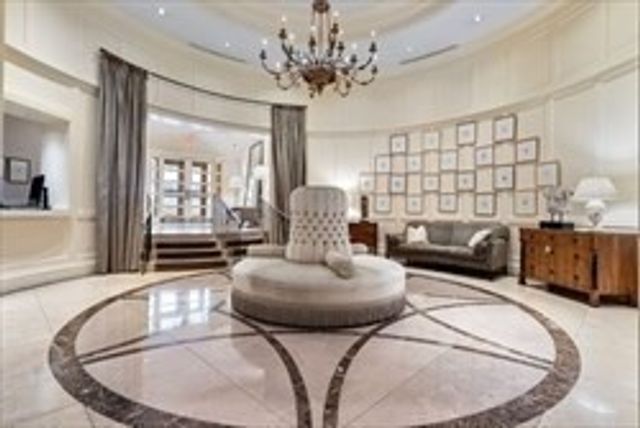 1 Huntington 405, Boston, MA 02116