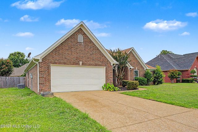 9189 William Paul Drive, Olive Branch, MS 38654