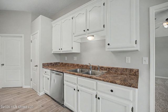 9189 William Paul Drive, Olive Branch, MS 38654