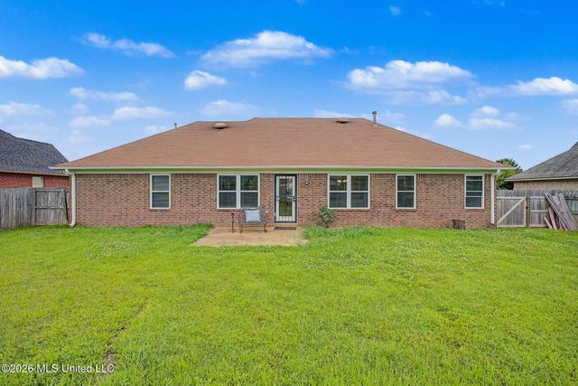 9189 William Paul Drive, Olive Branch, MS 38654