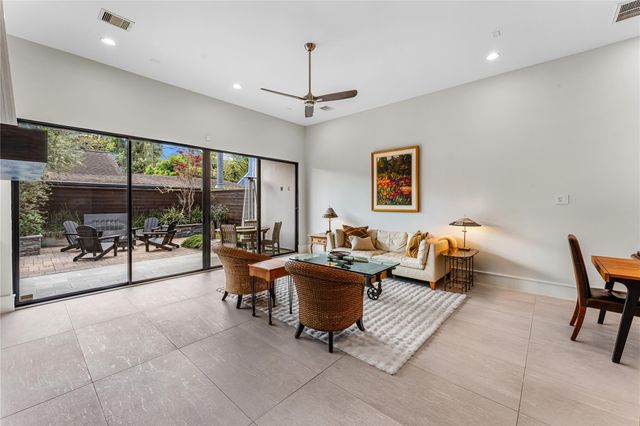 917 Peden Street, Houston, TX 77006