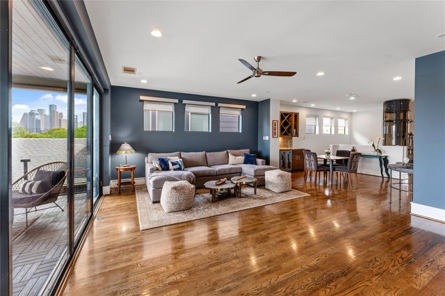 917 Peden Street, Houston, TX 77006