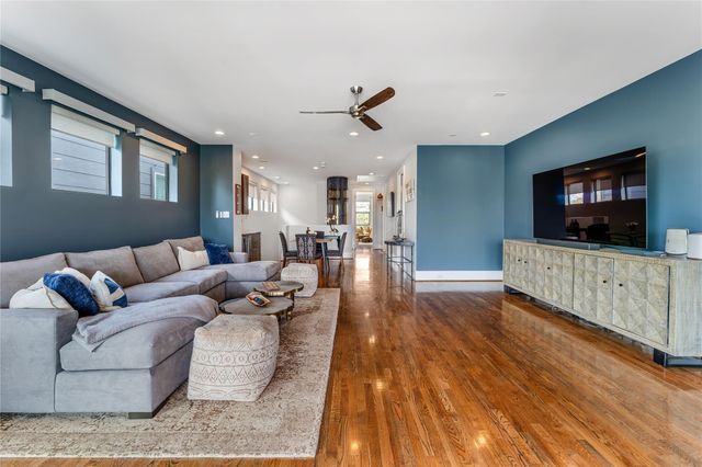 917 Peden Street, Houston, TX 77006