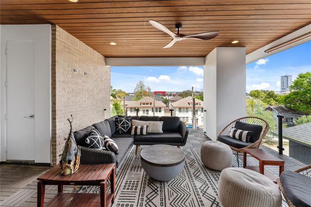 917 Peden Street, Houston, TX 77006