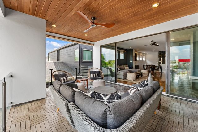 917 Peden Street, Houston, TX 77006