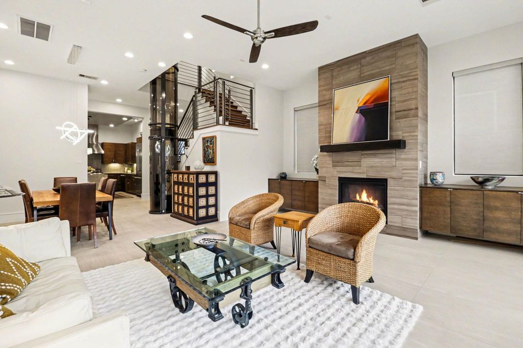 917 Peden Street, Houston, TX 77006