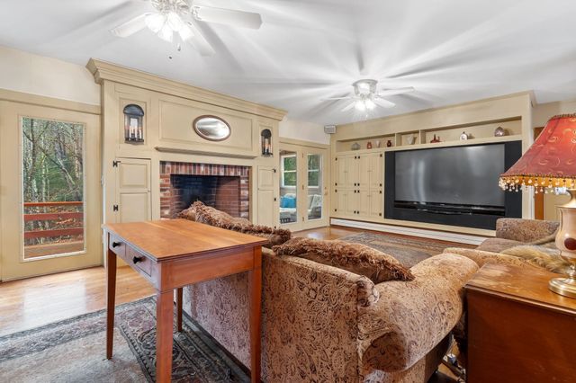 56 Haigh Road, Brentwood, NH 03833