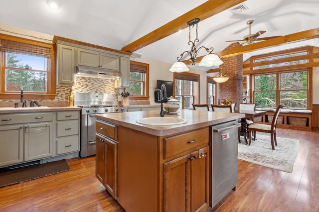 56 Haigh Road, Brentwood, NH 03833