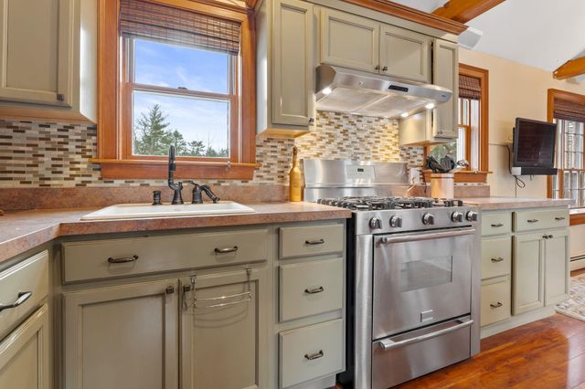 56 Haigh Road, Brentwood, NH 03833