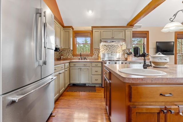 56 Haigh Road, Brentwood, NH 03833