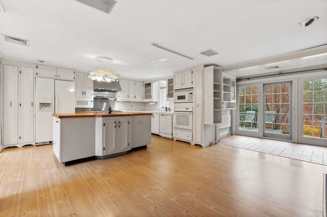 56 Haigh Road, Brentwood, NH 03833