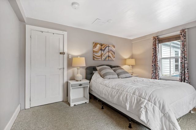 56 Haigh Road, Brentwood, NH 03833