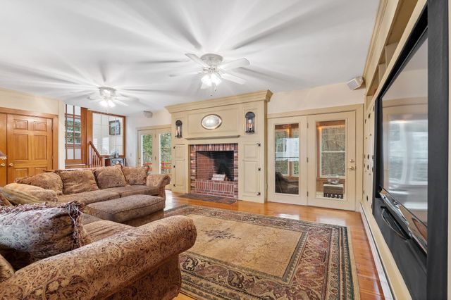 56 Haigh Road, Brentwood, NH 03833