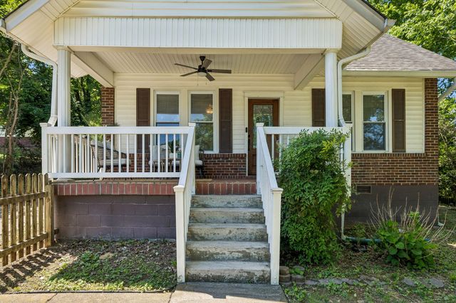 2687 Hartford Dr, Nashville, TN 37210