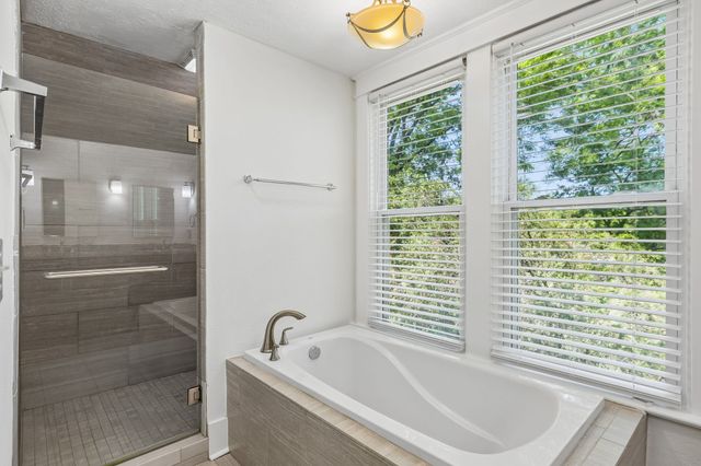 2687 Hartford Dr, Nashville, TN 37210