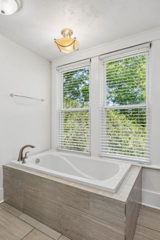 2687 Hartford Dr, Nashville, TN 37210