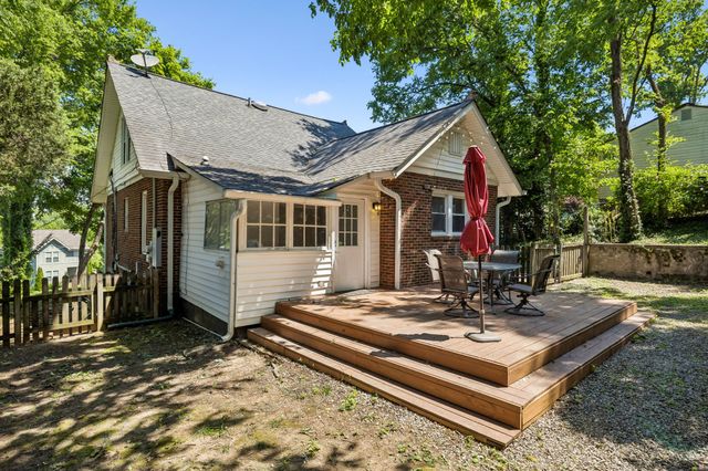 2687 Hartford Dr, Nashville, TN 37210