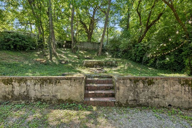 2687 Hartford Dr, Nashville, TN 37210