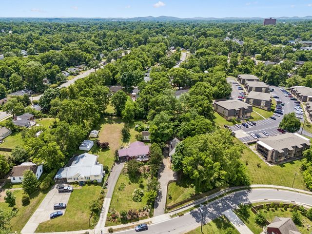 2687 Hartford Dr, Nashville, TN 37210