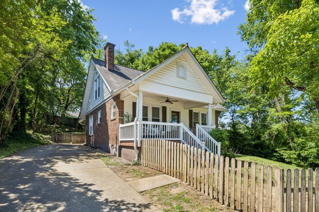 2687 Hartford Dr, Nashville, TN 37210