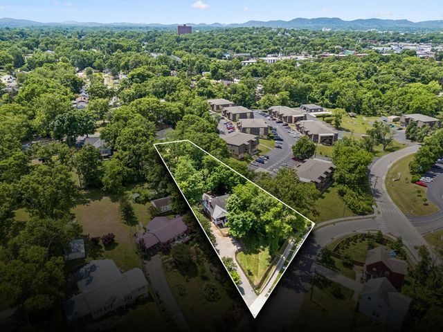 2687 Hartford Dr, Nashville, TN 37210