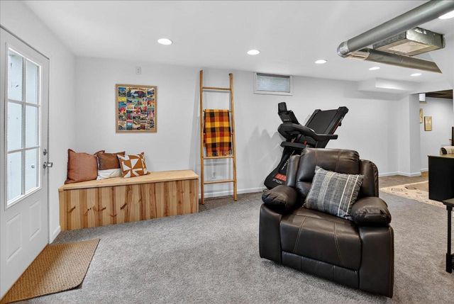 4522 Lakeview Avenue, Mcfarland, WI 53558