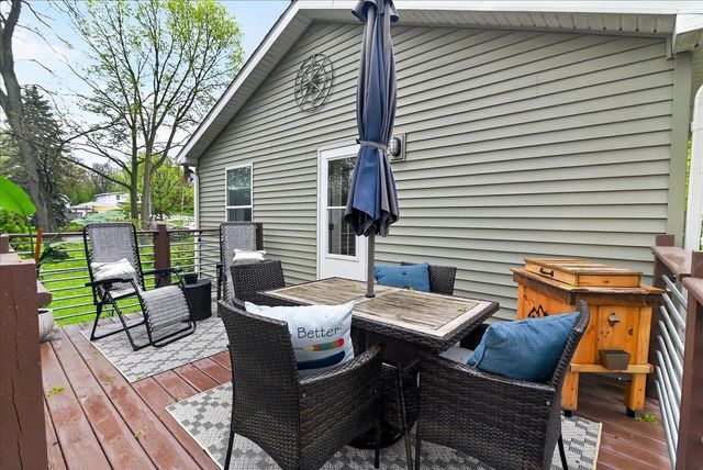 4522 Lakeview Avenue, Mcfarland, WI 53558