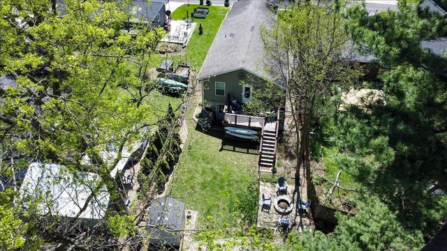 4522 Lakeview Avenue, Mcfarland, WI 53558