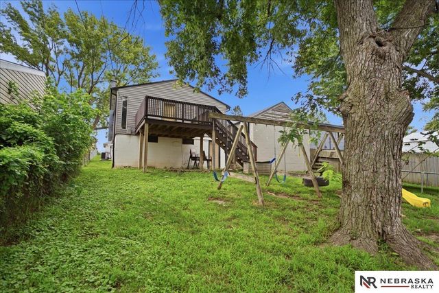 6708 S 30th Street, Omaha, NE 68107
