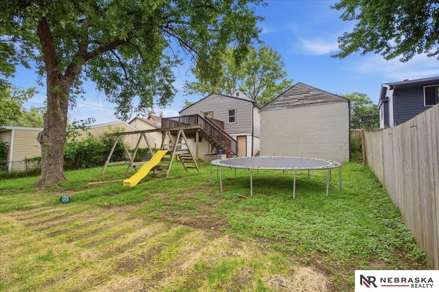 6708 S 30th Street, Omaha, NE 68107