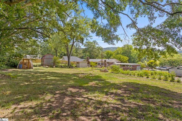 1902 Old Parker Road, Greenville, SC 29609