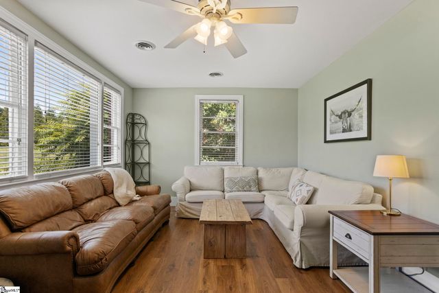 1902 Old Parker Road, Greenville, SC 29609