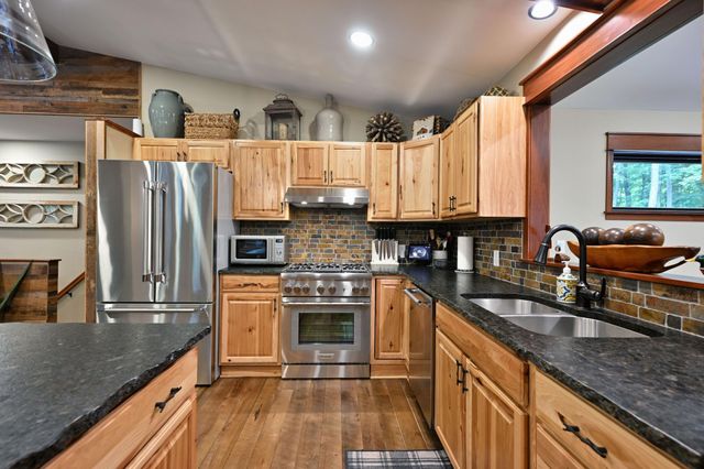 15648 W Victory Heights Circle, Stone Lake, WI 54876