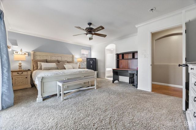 3523 Floral Meadow Drive, Bakersfield, CA 93308