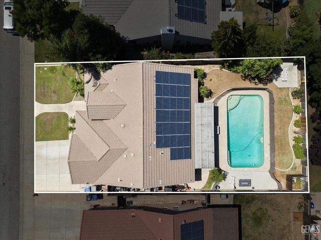 3523 Floral Meadow Drive, Bakersfield, CA 93308