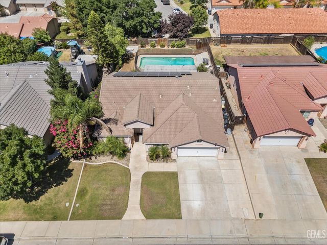 3523 Floral Meadow Drive, Bakersfield, CA 93308