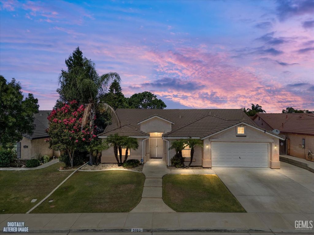 3523 Floral Meadow Drive, Bakersfield, CA 93308