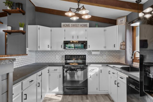 316 7th Street NW, Byron, MN 55920