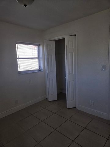 2120 NW 28th Avenue, Fort Lauderdale, FL 33311