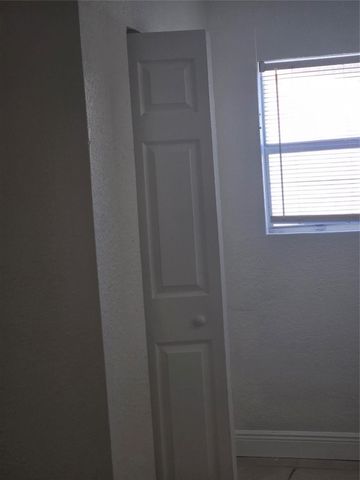 2120 NW 28th Avenue, Fort Lauderdale, FL 33311