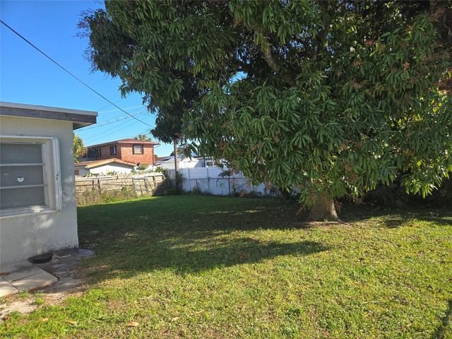 2120 NW 28th Avenue, Fort Lauderdale, FL 33311