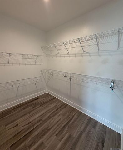 1046 Sedona Pines Dr, Baton Rouge, LA 70816