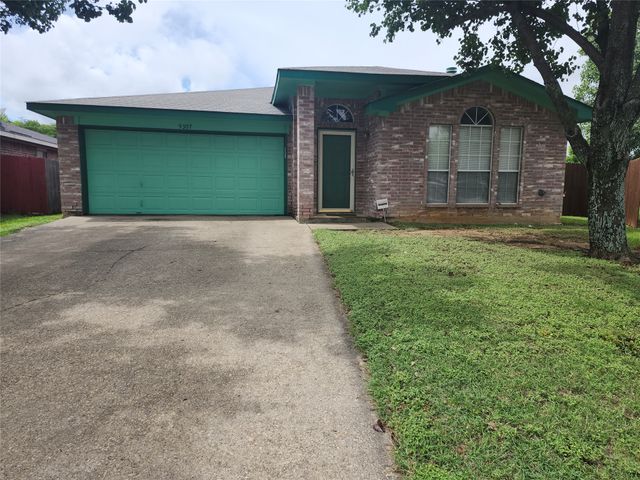 9307 Crimnson Court, Dallas, TX 75217