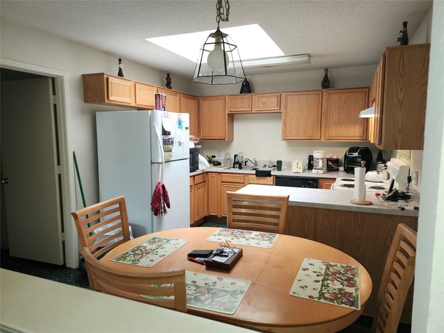 9307 Crimnson Court, Dallas, TX 75217