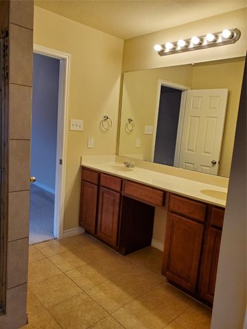 3137 Evangeline Road, Fort Worth, TX 76140