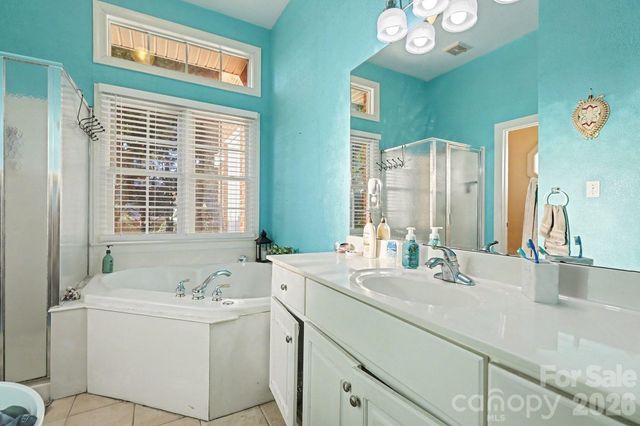 2305 Pinefield Court, Gastonia, NC 28056