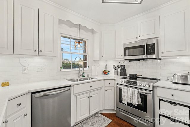 2305 Pinefield Court, Gastonia, NC 28056