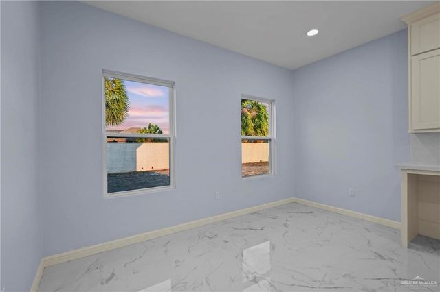 994 Road Runner Street, Rio Grande City, TX 78582